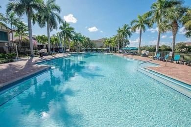 Beach Townhome/Townhouse For Sale in West Palm Beach, Florida