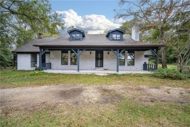 Beach Home For Sale in Mobile, Alabama