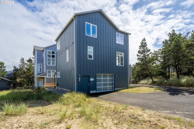 Beach Home For Sale in Pacific City, Oregon