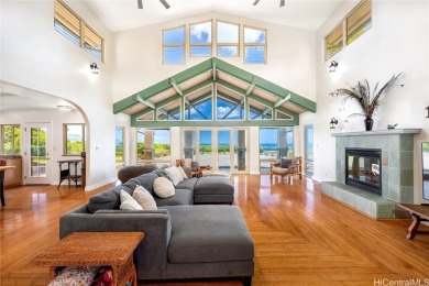 Beach Home For Sale in Waialua, Hawaii