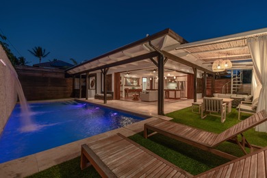 Beach Home For Sale in Paia, Hawaii