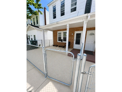 Beach Home For Sale in Atlantic City, New Jersey