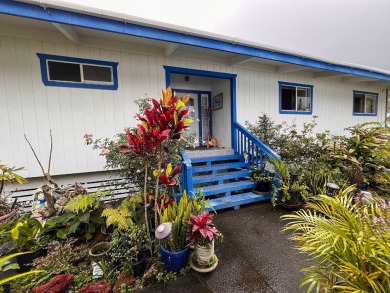 Beach Home For Sale in Naalehu, Hawaii