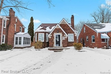 Beach Home Active Under Contract in Detroit, Michigan