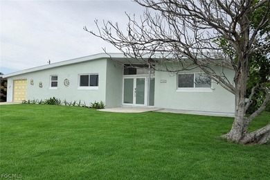 Beach Home For Sale in Port Charlotte, Florida