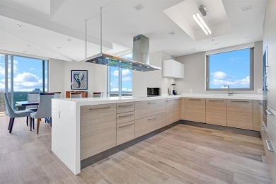 Beach Condo For Sale in North Miami Beach, Florida