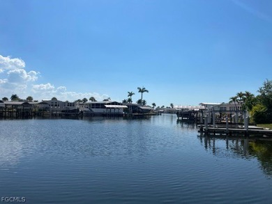 Home For Sale in Fort Myers Beach image photo picture