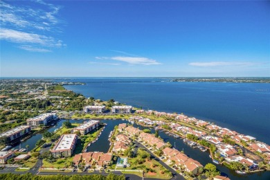 Beach Condo For Sale in Punta Gorda, Florida