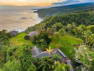 Beach Home For Sale in Haiku, Hawaii