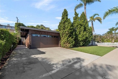 Beach Home Active Under Contract in Manhattan Beach, California