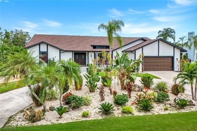 Beach Home For Sale in Fort Myers, Florida