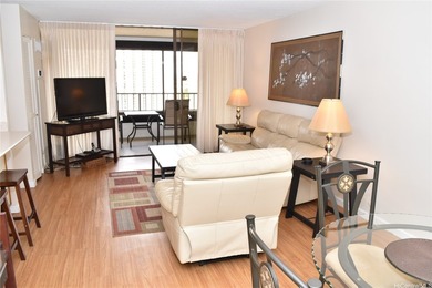 Beach Condo For Sale in Honolulu, Hawaii