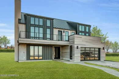 Beach Home For Sale in Atlantic Highlands, New Jersey