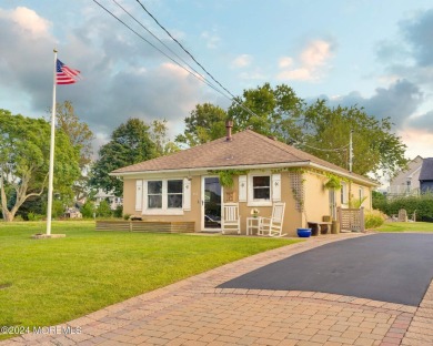 Beach Home Sale Pending in Brielle, New Jersey