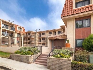 Beach Condo Sale Pending in El Segundo, California