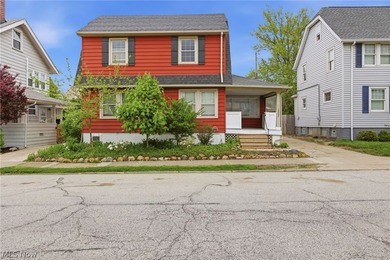 Beach Home For Sale in Lakewood, Ohio