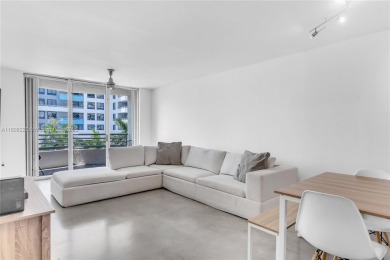 Beach Condo For Sale in Miami Beach, Florida