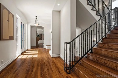 Beach Home For Sale in La Jolla, California