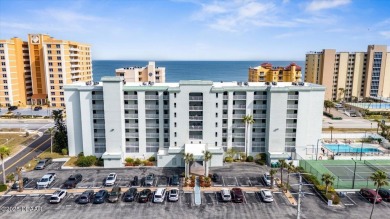 Beach Condo For Sale in Daytona Beach, Florida