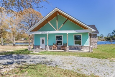 Beach Home Sale Pending in Gulfport, Mississippi