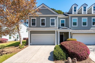 Beach Townhome/Townhouse For Sale in Mount Pleasant, South Carolina