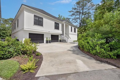 Beach Home For Sale in Hilton Head Island, South Carolina