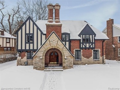 Beach Home For Sale in Detroit, Michigan