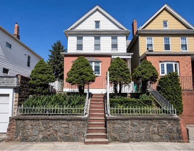 Beach Lot For Sale in College Point, New York