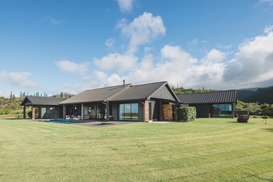 Beach Home For Sale in Lahaina, Hawaii