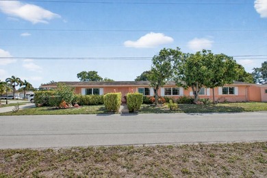 Beach Home For Sale in Deerfield Beach, Florida