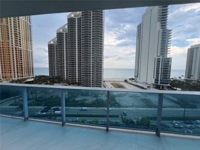 Beach Condo For Sale in Sunny Isles Beach, Florida