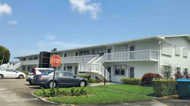 Beach Condo For Sale in West Palm Beach, Florida