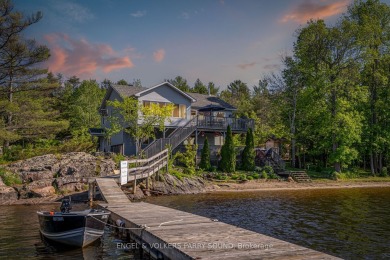 Beach Home For Sale in The Archipelago, 