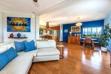 Beach Home For Sale in Kula, Hawaii