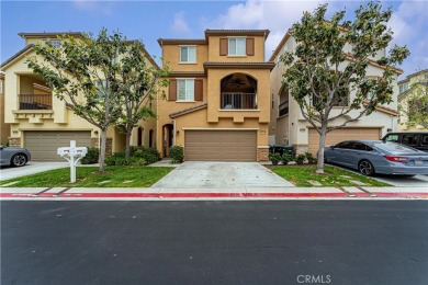 Beach Home For Sale in Newport Beach, California