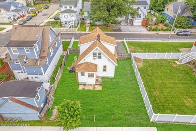 Beach Home For Sale in Keansburg, New Jersey