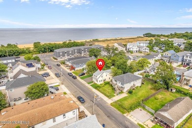 Beach Home Sale Pending in Keansburg, New Jersey