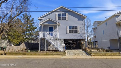 Beach Home For Sale in Highlands, New Jersey