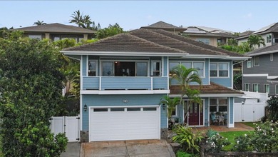 Beach Home For Sale in Lahaina, Hawaii