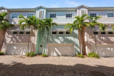Beach Townhome/Townhouse For Sale in Pompano Beach, Florida