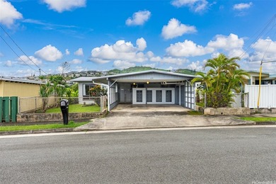 Beach Home For Sale in Kailua, Hawaii