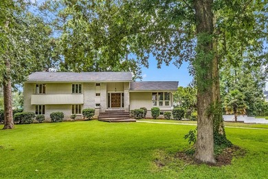 Beach Home For Sale in Myrtle Beach, South Carolina
