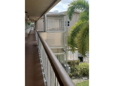 Beach Condo For Sale in West Palm Beach, Florida