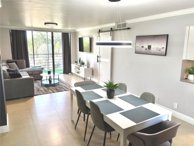 Beach Condo For Sale in Aventura, Florida