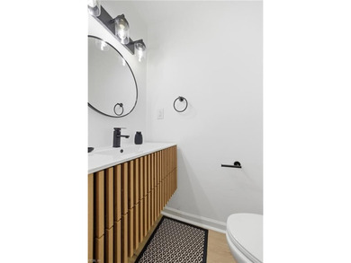 Beach Home For Sale in Portsmouth, Virginia