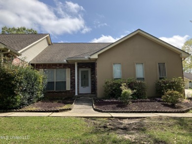Beach Home For Sale in Diamondhead, Mississippi
