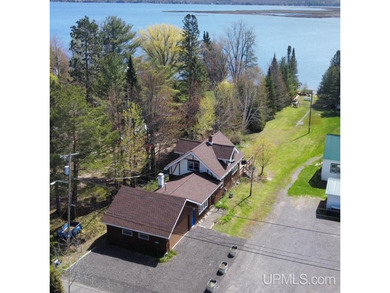 Beach Home For Sale in Chassell, Michigan