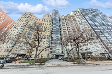 Beach Condo For Sale in Chicago, Illinois