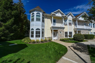 Beach Condo Sale Pending in Lindenhurst, New York