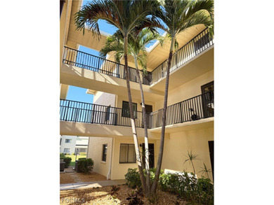 Beach Condo For Sale in Fort Myers, Florida